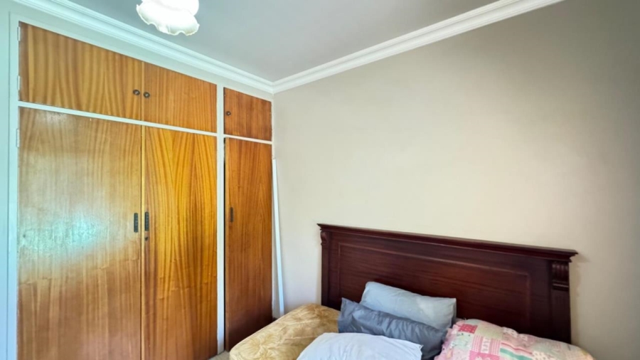 6 Bedroom Property for Sale in Royldene Northern Cape